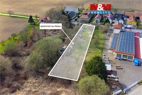 Prodej stavebního pozemku, 1 375 m² 0