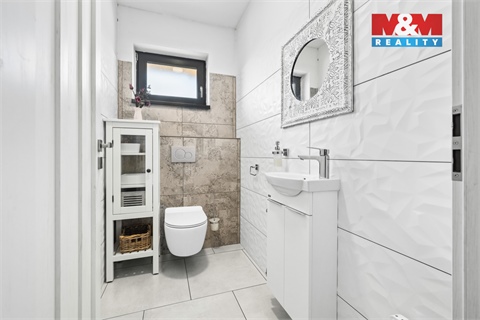 Prodej rodinného domu, 148 m² - 10