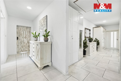 Prodej rodinného domu, 148 m² - 8