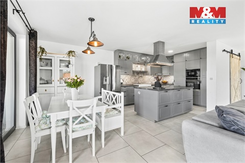 Prodej rodinného domu, 148 m² - 0