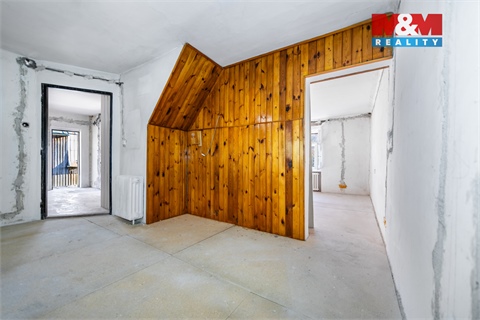 Prodej rodinného domu, 140 m² - 14