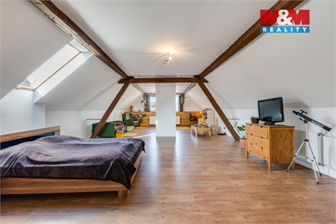 Prodej rodinného domu, 180 m² - 12