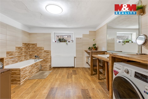 Prodej rodinného domu, 180 m² - 8