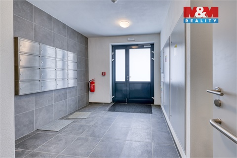 Pronájem bytu 2kk, 53 m² - 14