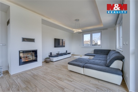 Prodej rodinného domu, 252 m² - 2