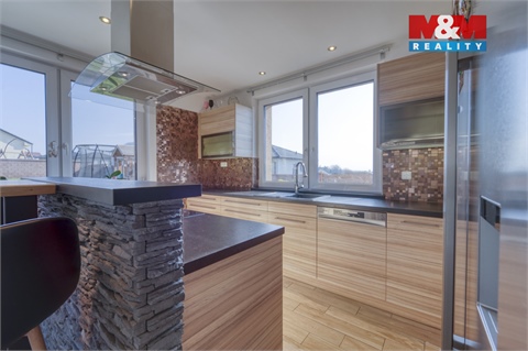 Prodej rodinného domu, 252 m² 6