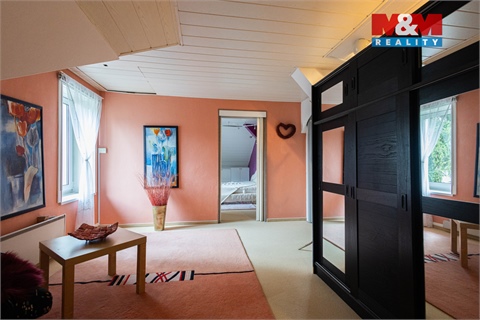 Prodej rodinného domu, 300 m² - 16