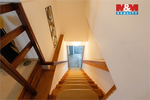 Prodej rodinného domu, 300 m² - 14