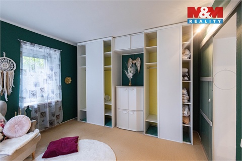 Prodej rodinného domu, 300 m² - 8