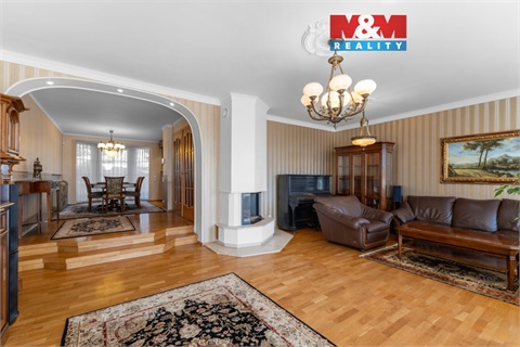 Prodej rodinného domu, 277 m² 0