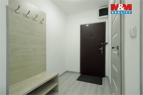 Prodej bytu 2+1, 45 m² 8