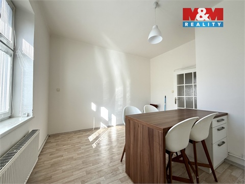 Pronájem bytu 1+1, 48 m² - 2