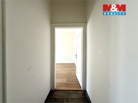 Prodej bytu 1+1, 48 m² 10