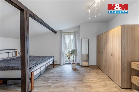 Prodej rodinného domu, 298 m² - 2