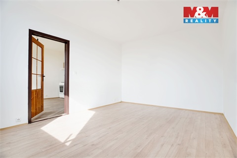 Prodej bytu 1+1, 36 m² 18