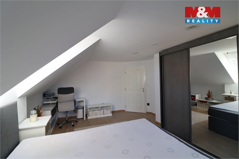 Prodej rodinného domu, 165 m² - 24