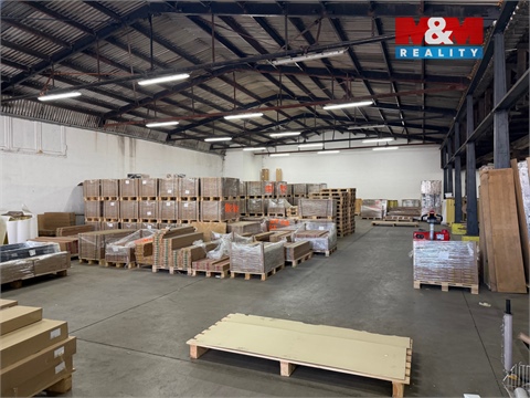 Pronájem výrobního objektu, 1 000 m² 2