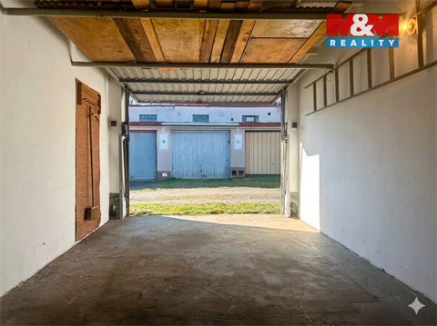 Pronájem garáže, 18 m² 2