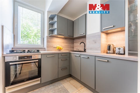 Prodej bytu 3kk, 82 m² 0