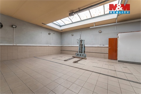 Prodej rodinného domu, 130 m² - 14