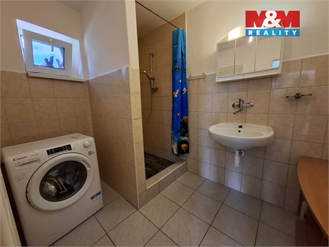 Prodej rodinného domu, 235 m² 12