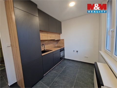 Pronájem bytu 1+1, 27 m² - 2