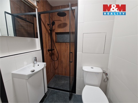 Pronájem bytu 1+1, 27 m² 2