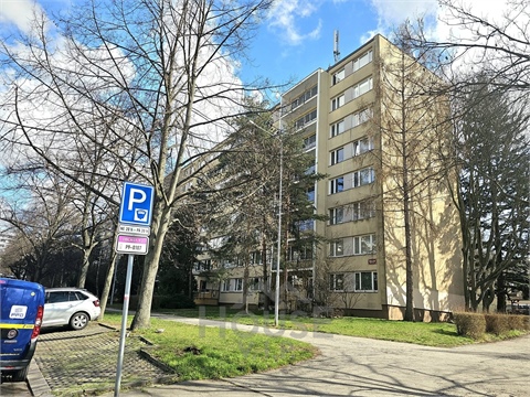 Prodej bytu 3+1, 64 m² 24