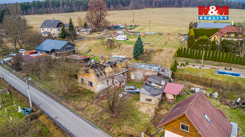 Prodej stavebního pozemku, 1 225 m² 2