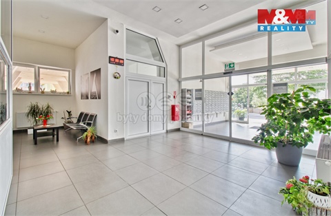 Prodej bytu 1kk, 22 m² 24