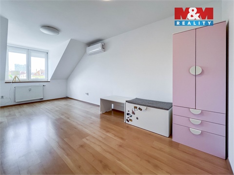 Pronájem bytu 4+1, 93 m² - 8
