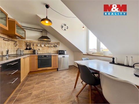 Pronájem bytu 4+1, 93 m² 4