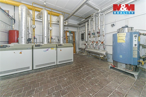 Prodej obchodních prostor, 900 m² - 12