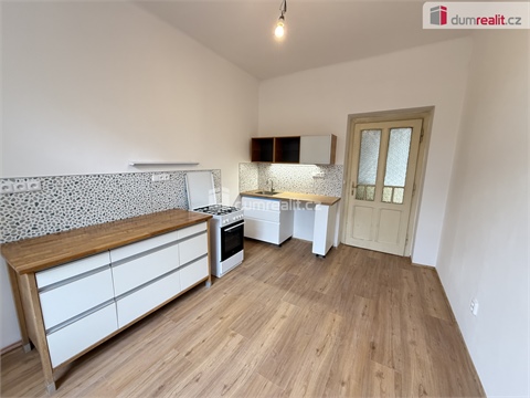 Pronájem bytu 2+1, 78 m² - 0