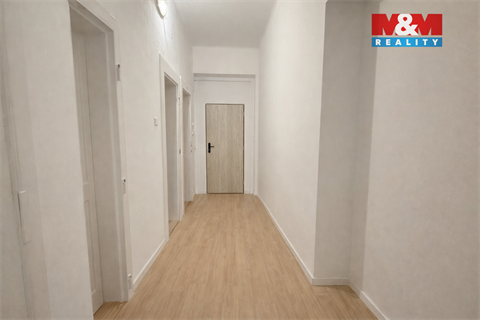 Prodej bytu 4kk, 70 m² - 2
