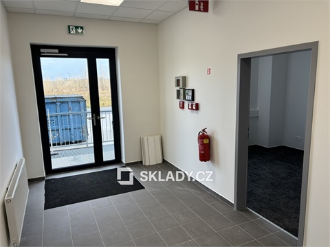 Pronájem skladu / haly, 1 300 m² - 8