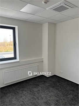 Pronájem skladu / haly, 1 300 m² - 6