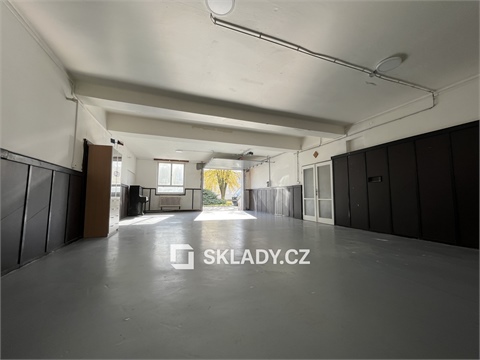 Pronájem skladu / haly, 76 m² 0