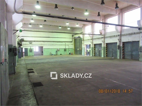Pronájem skladu / haly, 903 m² 2