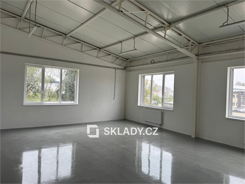 Pronájem skladu / haly, 800 m² 12