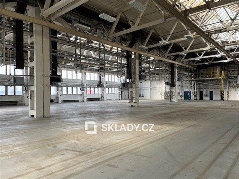 Pronájem skladu / haly, 6 000 m² 0