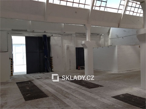 Pronájem skladu / haly, 262 m² - 0