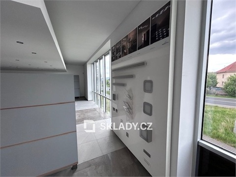 Pronájem obchodních prostor, 360 m² - 4