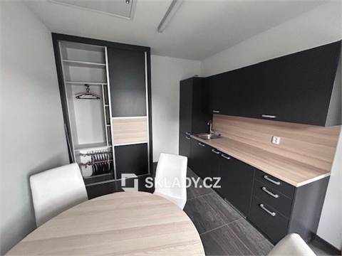 Pronájem obchodních prostor, 360 m² - 6