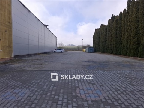 Pronájem pozemku pro komerční výstavbu, 1 600 m² 0