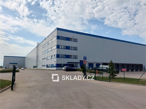 Pronájem skladu / haly, 7 000 m² 0