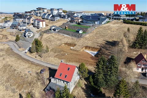 Prodej pozemku pro komerční výstavbu, 1 673 m² - 0