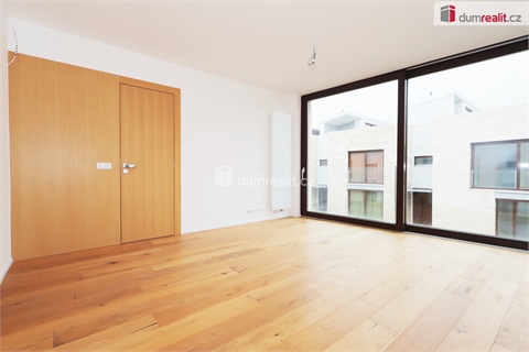 Prodej rodinného domu, 378 m² 10