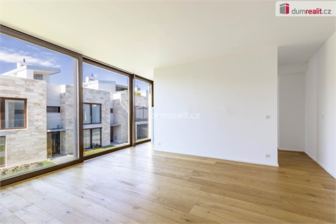 Prodej rodinného domu, 378 m² 8