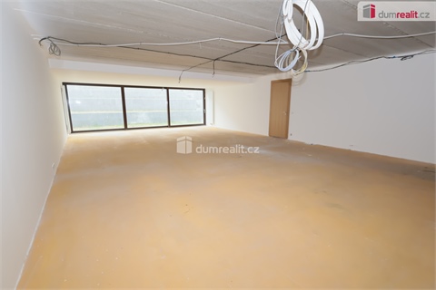 Prodej rodinného domu, 378 m² - 18